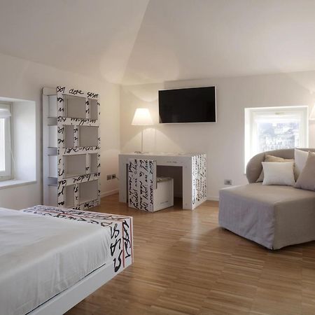 Santa Cesarea Residence Luxury Suite - La Vetta Del Sasso Barisano Matera Extérieur photo